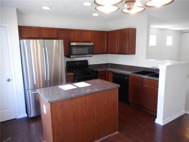 Building Photo - 5960 Mountain Top Pl
