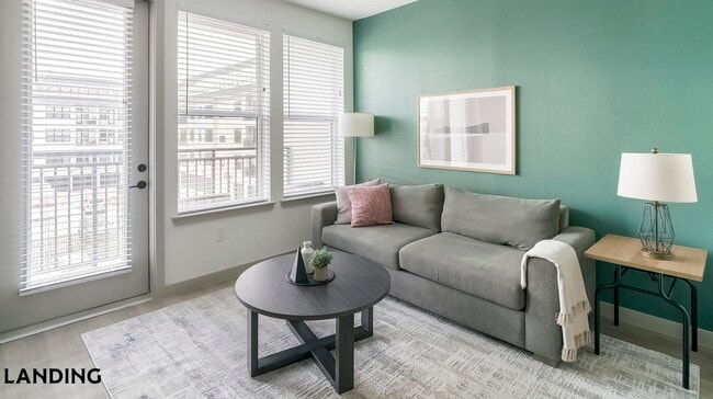 Building Photo - 91 Jensen Dr