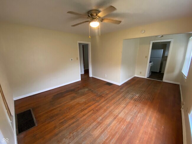 Building Photo - 3785 Caroline Ave