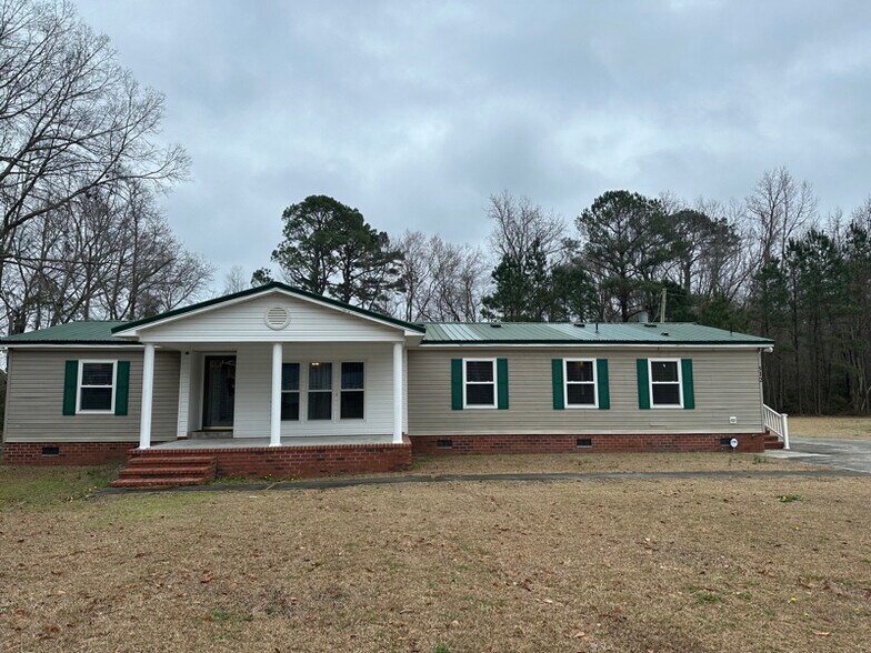 Building Photo - 512 McNeil Chapel Rd