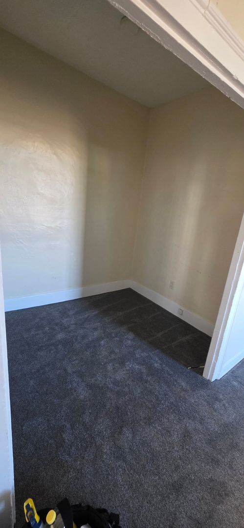 Building Photo - 72 Common St