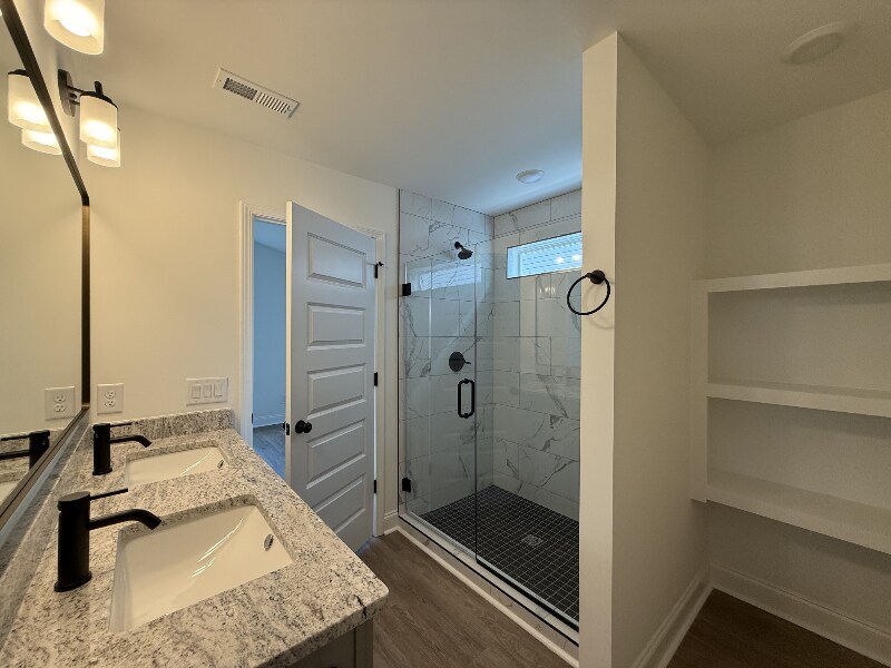 Building Photo - 1065 Javier Dr