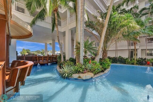 Building Photo - 3100 NE 48th St