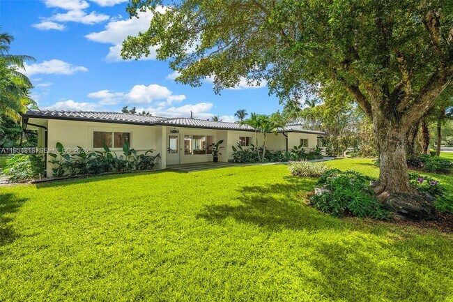 Building Photo - 7460 SW 126th St