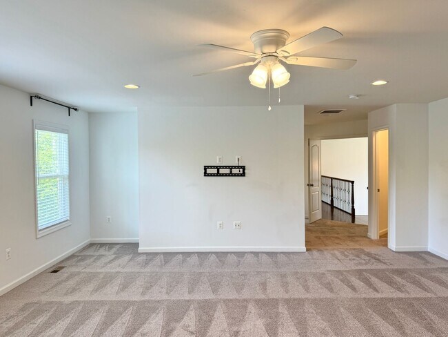 Building Photo - CLOSE TO BROOKE POINT VRE - LARGE ACREAGE ...