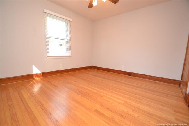 Building Photo - 312 Williams St