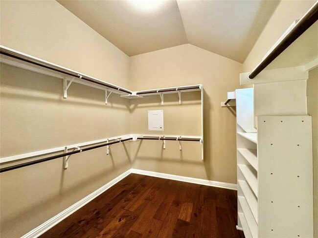 Building Photo - 4207 Oldenburg Ln