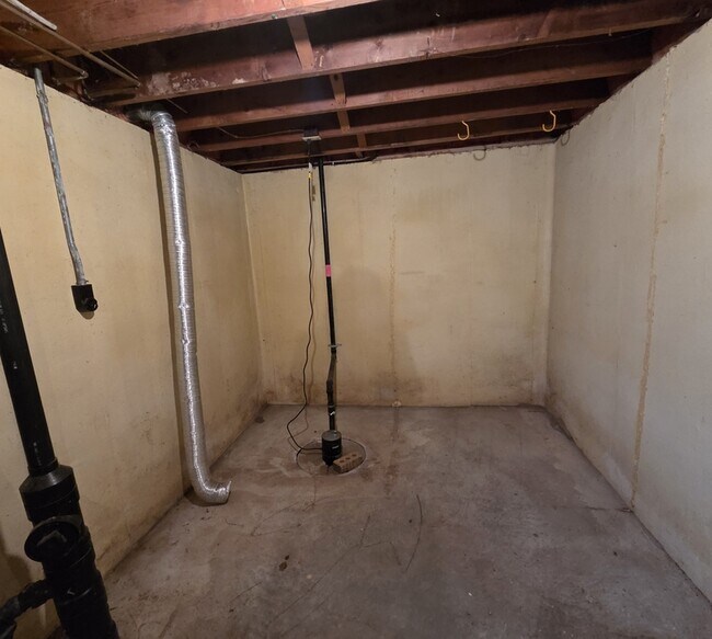 Building Photo - 1140-1142 W Weiland Ln