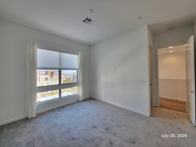 Building Photo - 643 Fortis Creek St