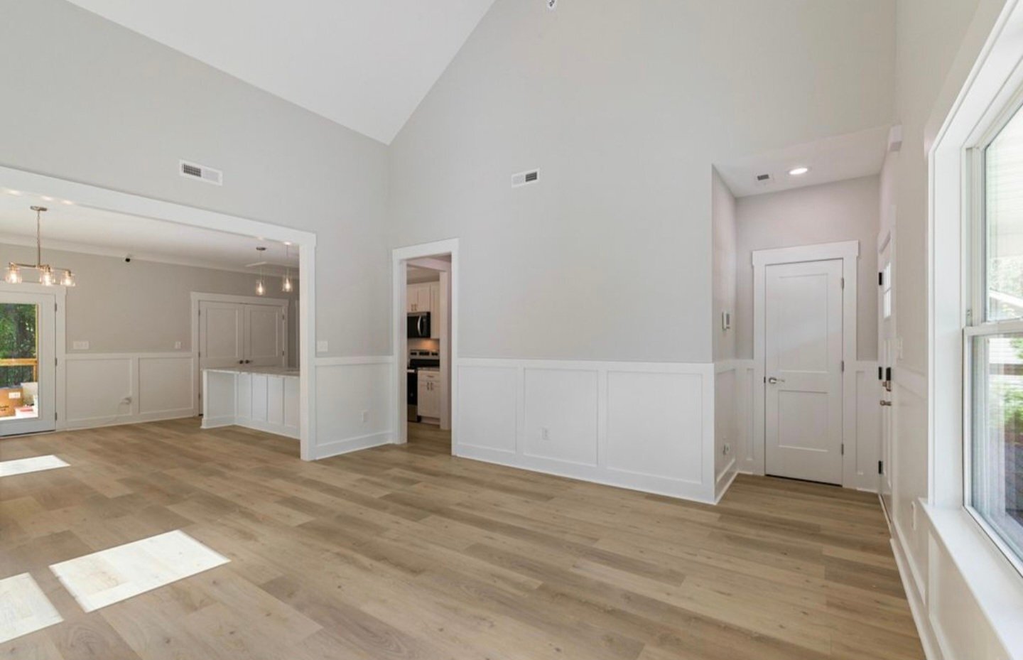 Building Photo - 5414 Dorsey St
