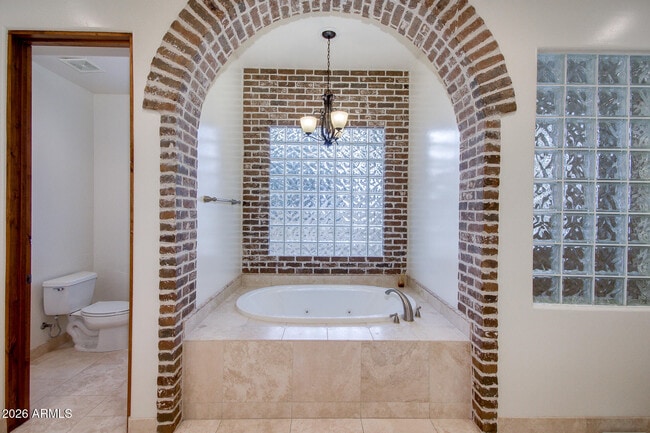 Building Photo - 6526 E Exeter Blvd