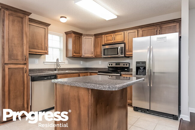 Building Photo - 9849 White Poplar Dr