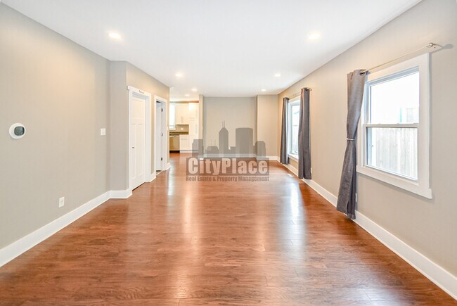 Building Photo - 1548 Lexington Ave