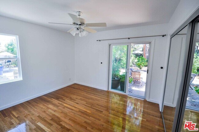 Building Photo - 2725 Bagley Ave