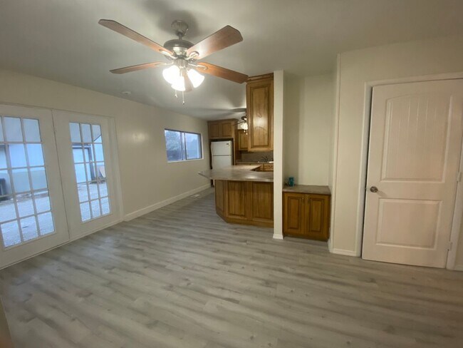 Building Photo - 9322 S 1300 W