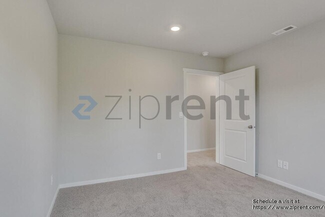 Building Photo - 1471 SW Fielder Pl