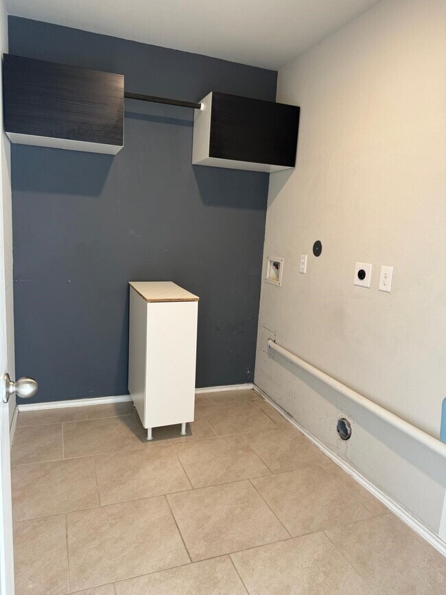 Building Photo - 4606 Terrazza Verde Dr