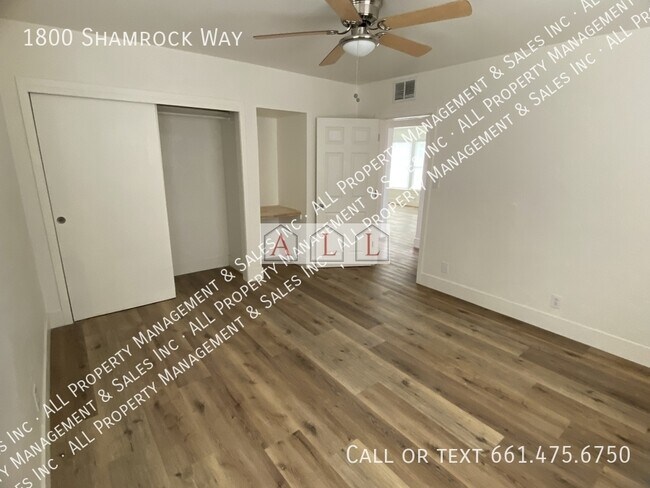 Building Photo - 1800 Shamrock Wy