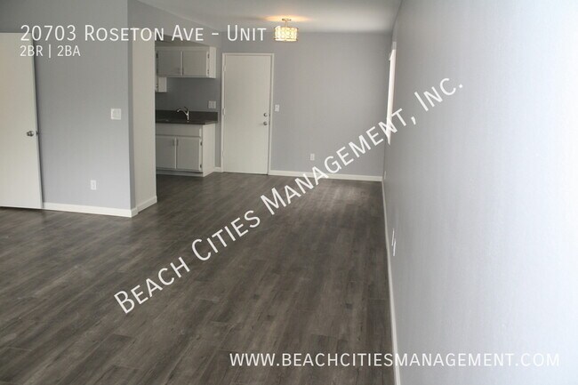 Building Photo - 20703 Roseton Ave