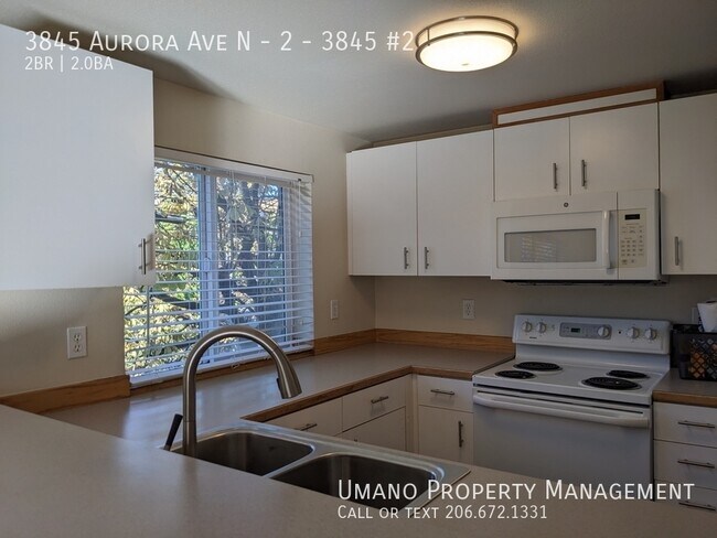 Building Photo - 3845 Aurora Ave N