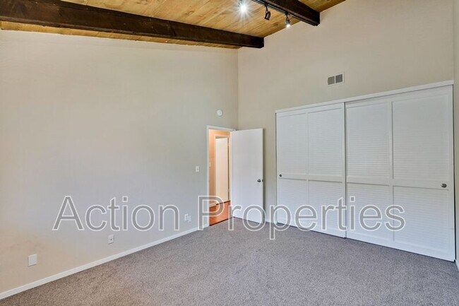 Building Photo - 255 S Rengstorff Ave