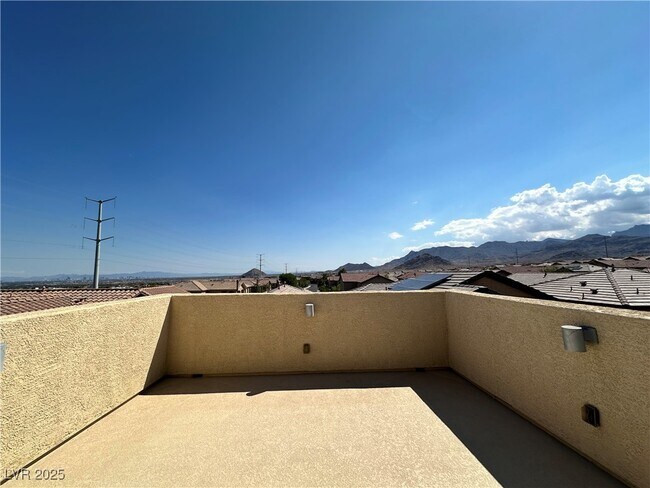 Building Photo - 10717 Red Badge Ave