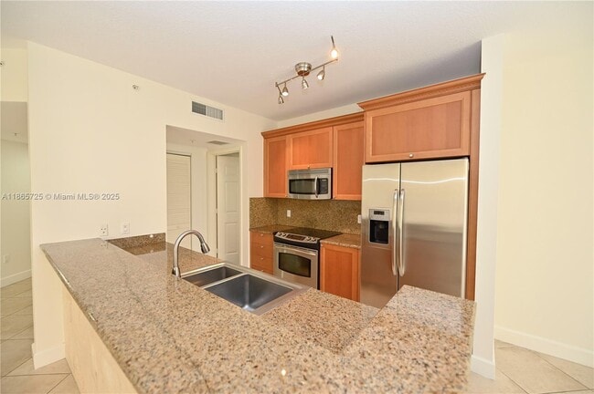 Building Photo - 55 Merrick Way