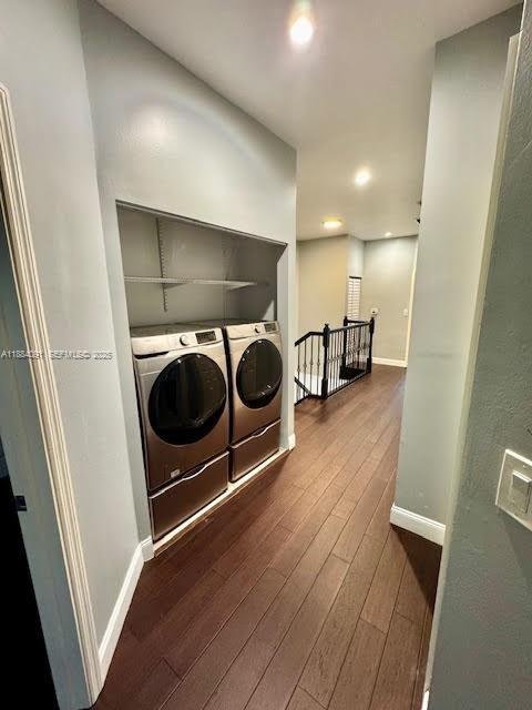 Building Photo - 2706 NE 30th Pl