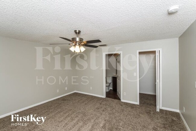 Building Photo - 2750 Felix Rd SE