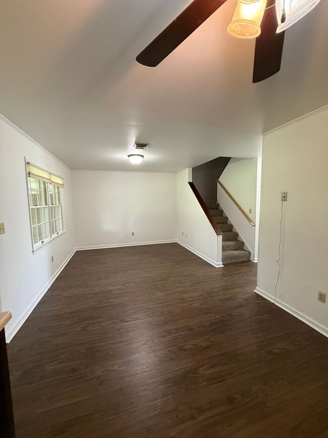 Building Photo - 114 Minnich Rd