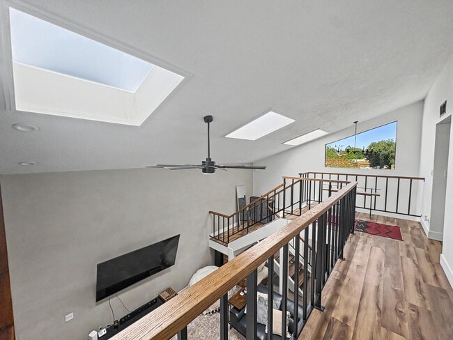 Building Photo - 9608 Merion Cir NE
