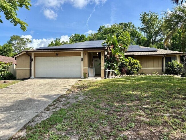 Primary Photo - 1394 Catalina Blvd