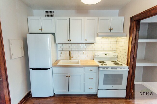 Building Photo - 117 S Hosmer St