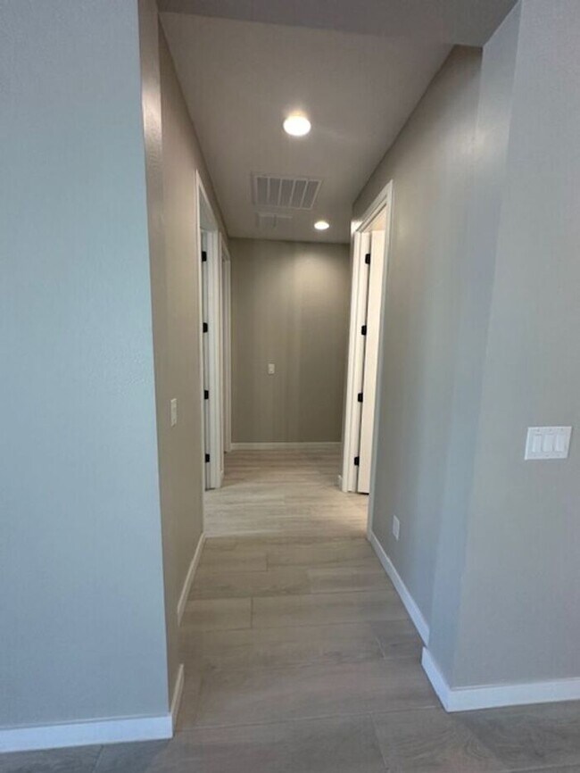 Building Photo - For Lease Now-$2,700 Built in 2023 beautif...
