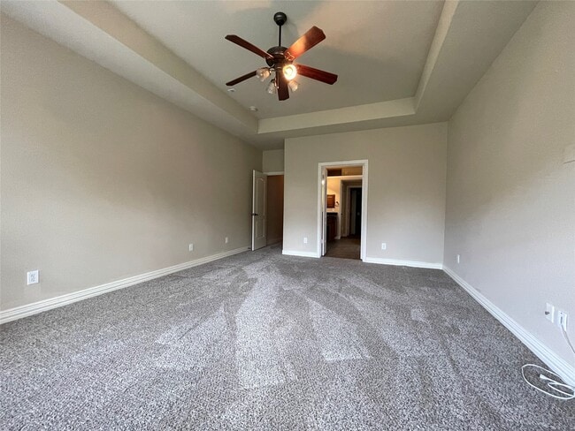 Building Photo - 11902 Cedar Creek Dr