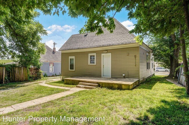 Building Photo - 3 br, 1 bath House - 1530 N National Ave