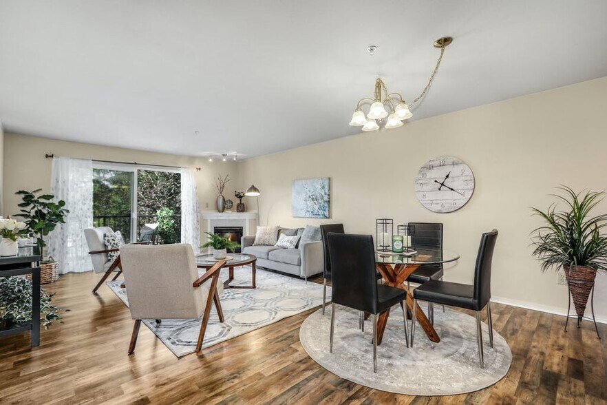 Building Photo - 2001 120th Pl SE