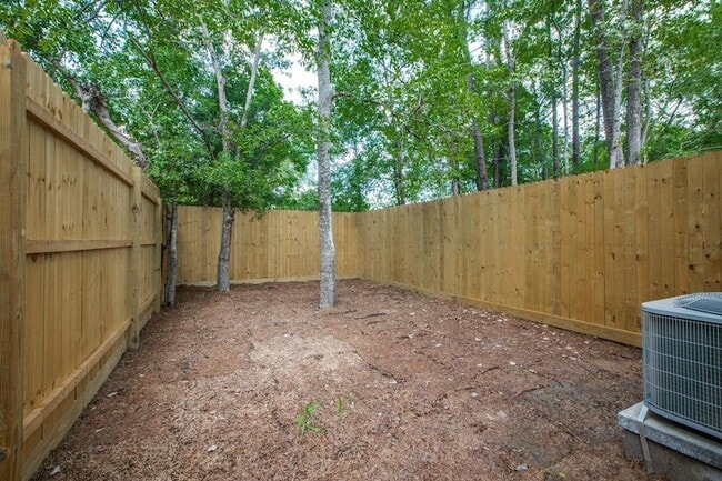 Building Photo - 5705 Breland St