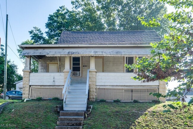 Primary Photo - 491 Allyn St
