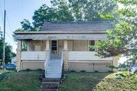 Building Photo - 491 Allyn St