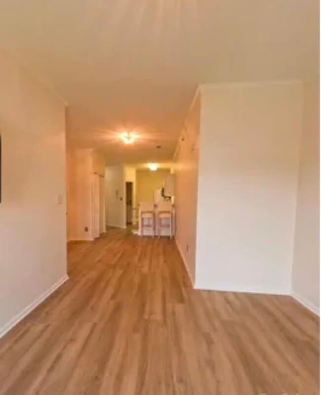 Building Photo - 1410 4th St Dr NW