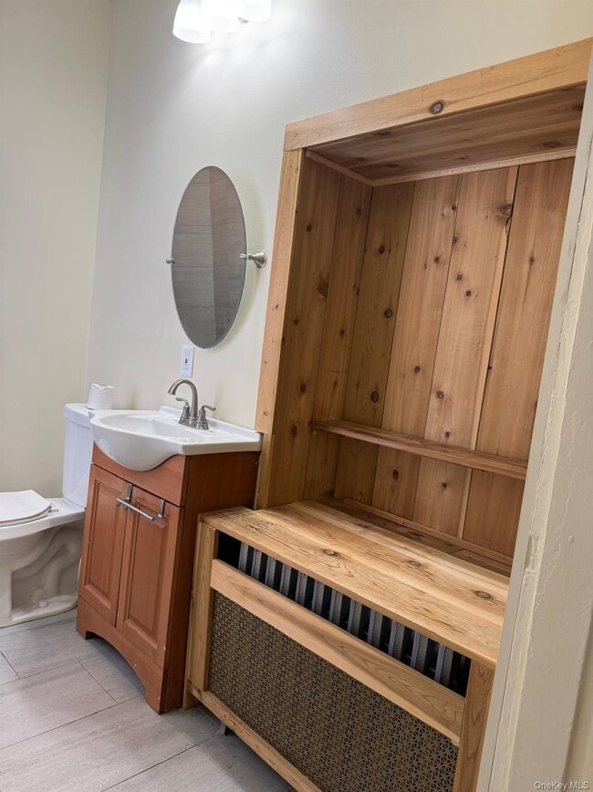 Building Photo - 41 Clove Rd