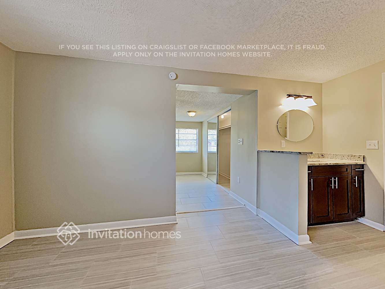 Building Photo - 8261 Greenleaf Cir