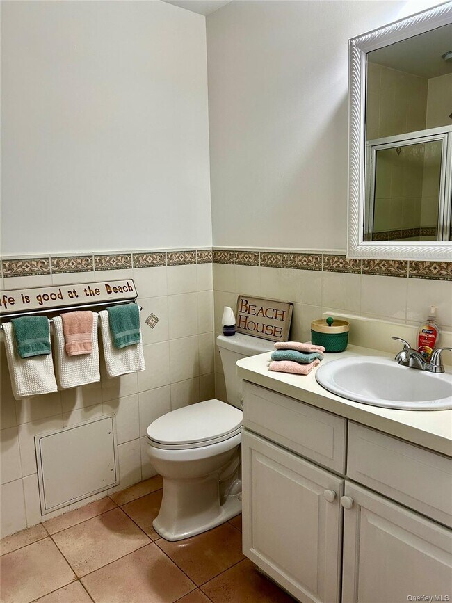 Building Photo - 259 Lincoln Blvd