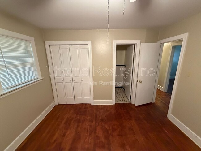 Building Photo - 6831 West Mount Drive