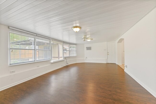 Building Photo - 10515 Eddystone Dr