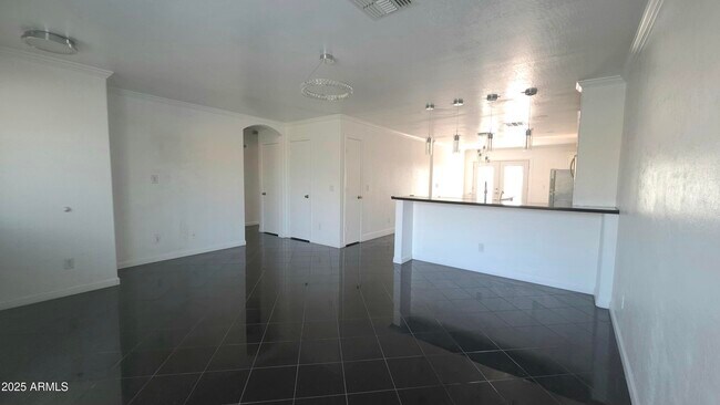 Building Photo - 1541 S 230th Ave