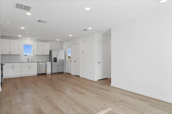 Building Photo - 30519 Bladnoch Ln