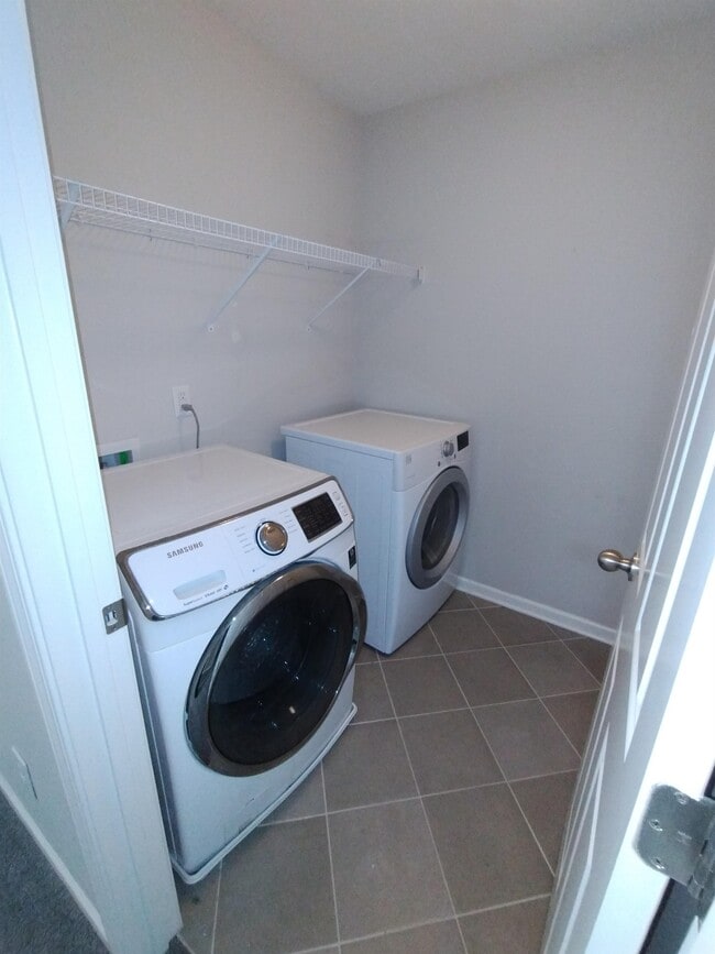 Building Photo - 507 Shirebrook Cir