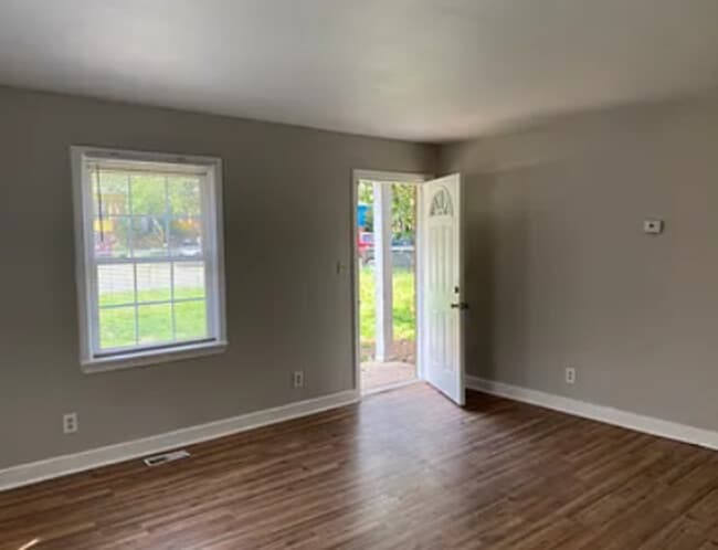 Building Photo - 2613 Remington St